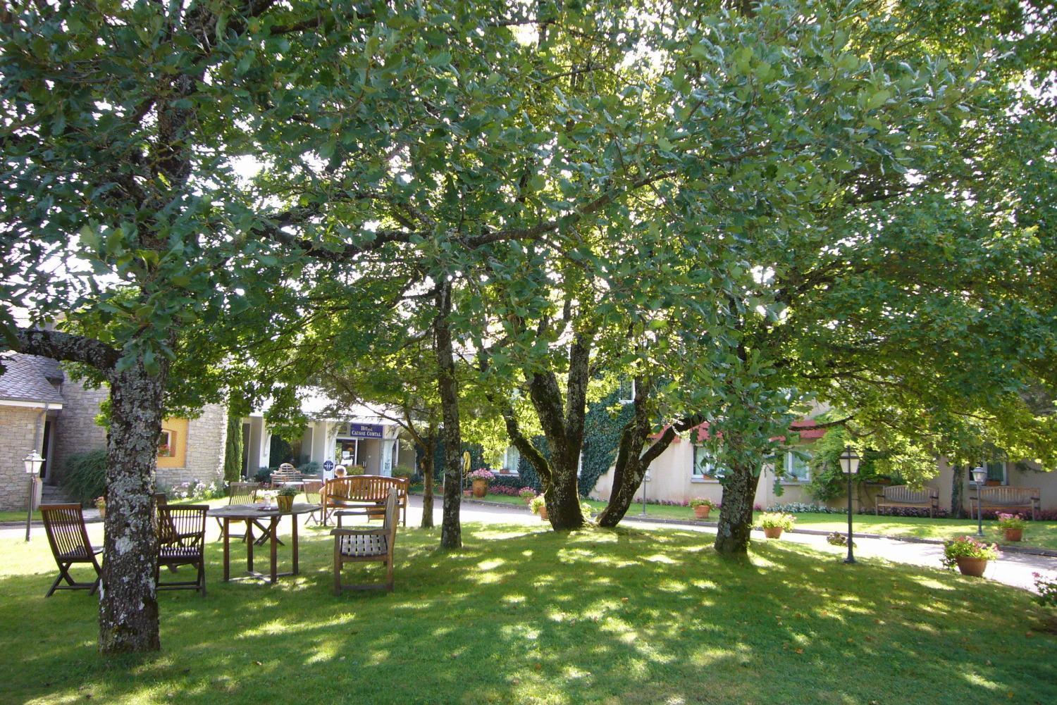 Hotel Causse Comtal Rodez, The Originals Relais Gages-le-Haut Экстерьер фото